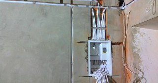 Электропроводка в доме + монтаж Ломоносов цена от 157 руб. м.п.
